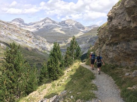 wandelvakantie Spanje - Pyreneeën GR11 etappe 2 Ordesa - Aneto